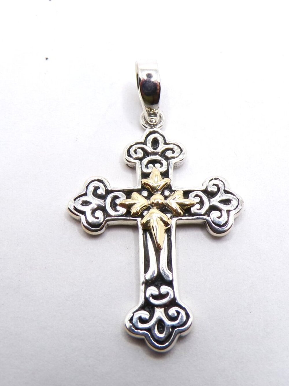 Ornate Balinese Cross Pendant – 925 Sterling Silver & 18K Gold Accents (Unisex)